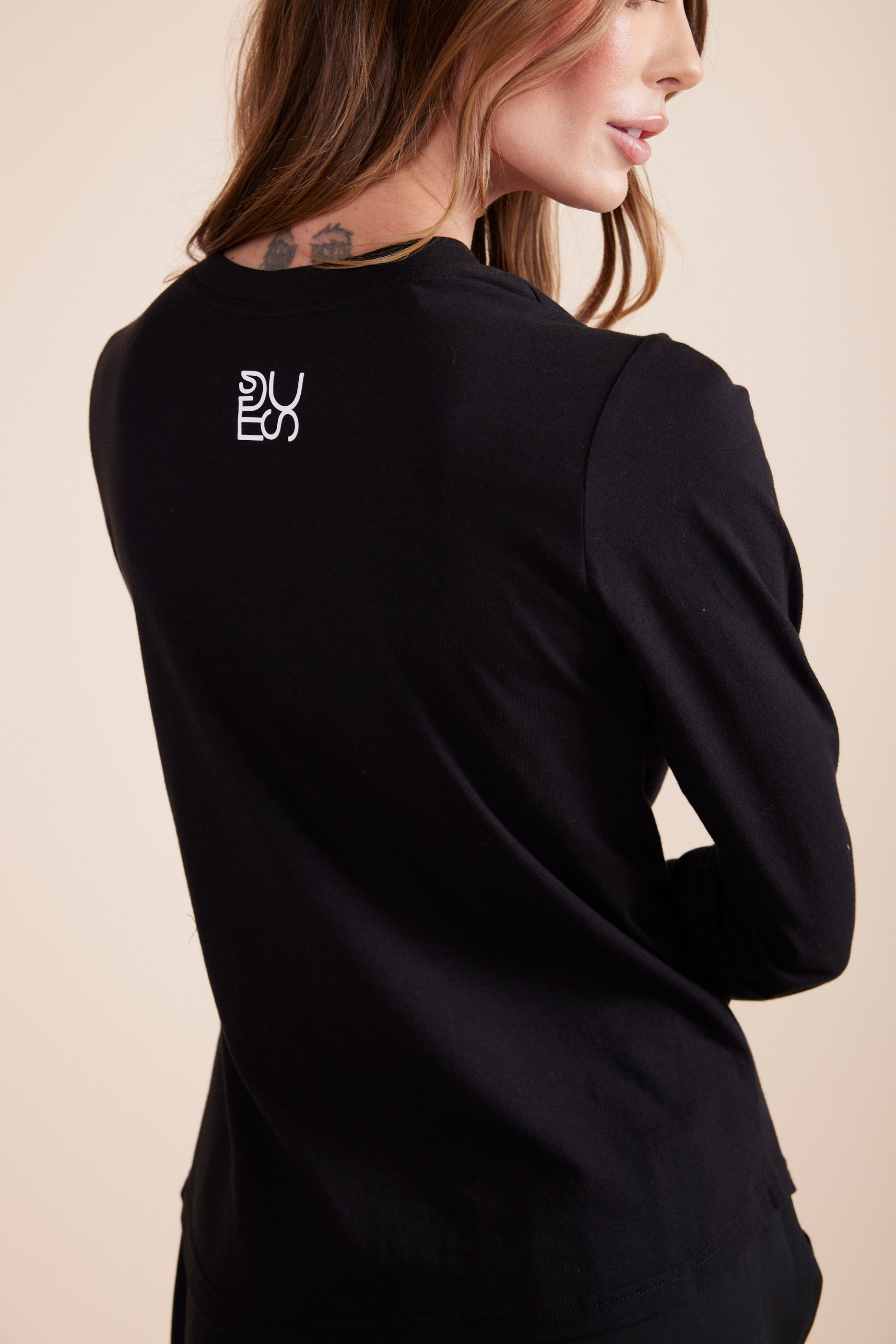 Signature Tee in Black by DUES – luxury long sleeve - tee sewn in the USA, featuring a fitted silhouette, premium stretch fabric, and elevated comfort for everyday wear.